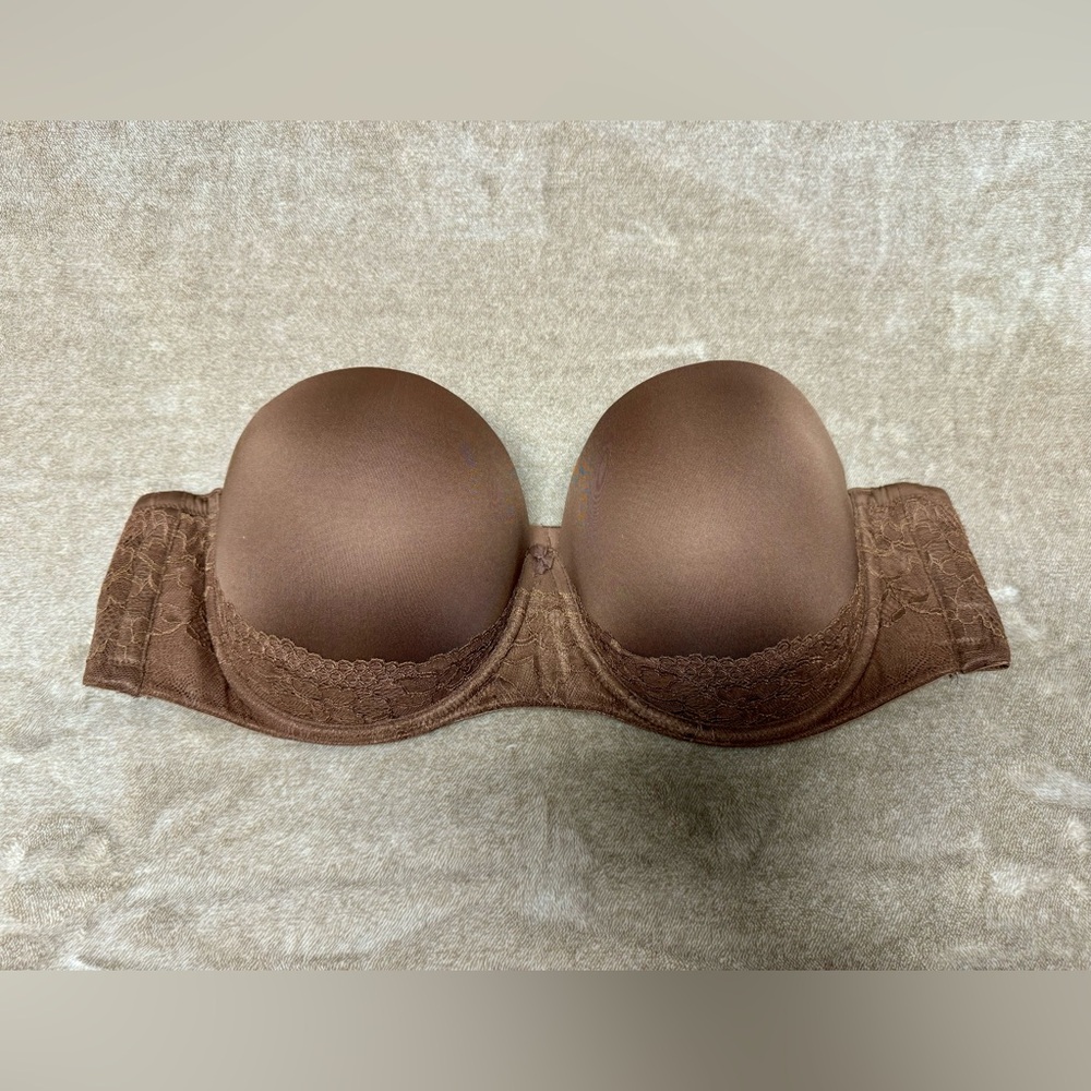 Torrid strapless bra • 46C